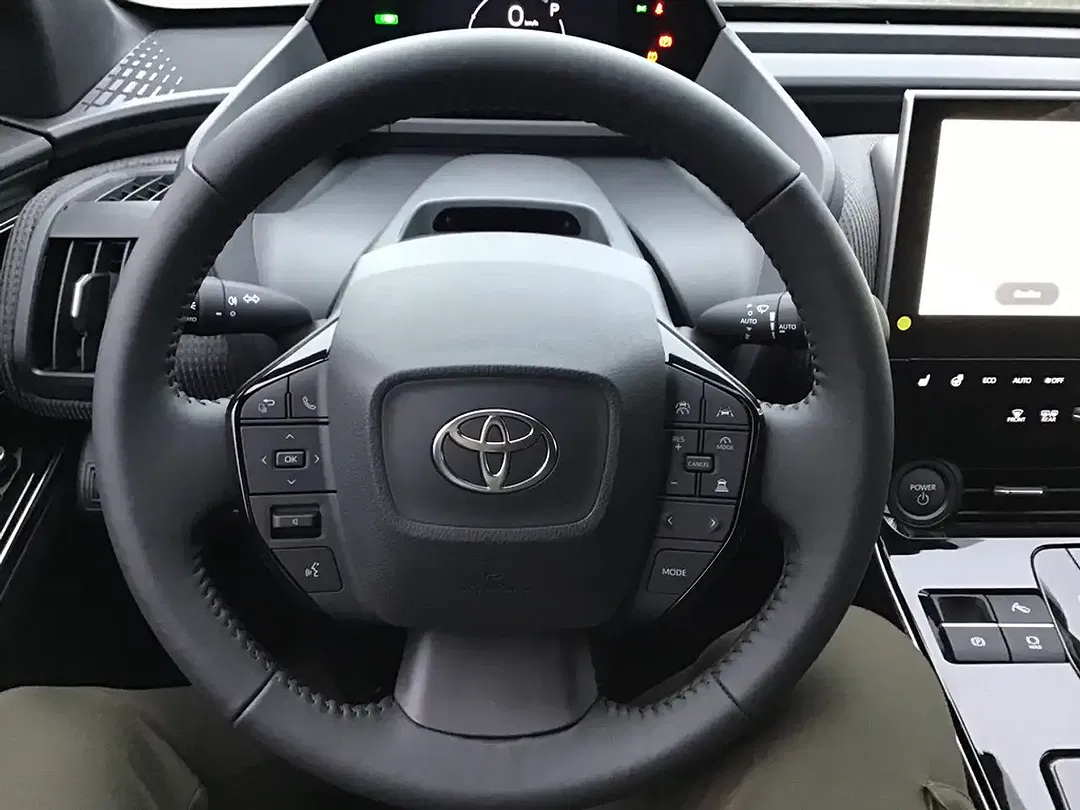 Toyota bZ4X - Thumbnail 14