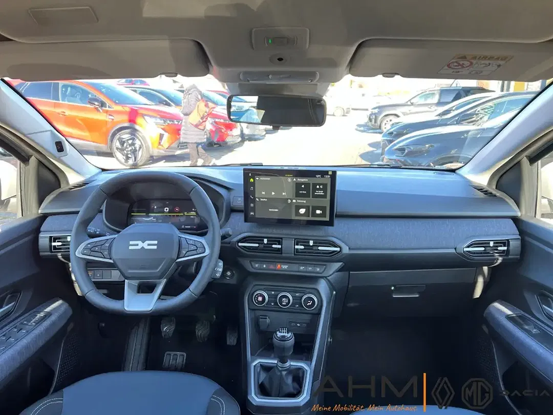 Dacia Sandero - Thumbnail 13