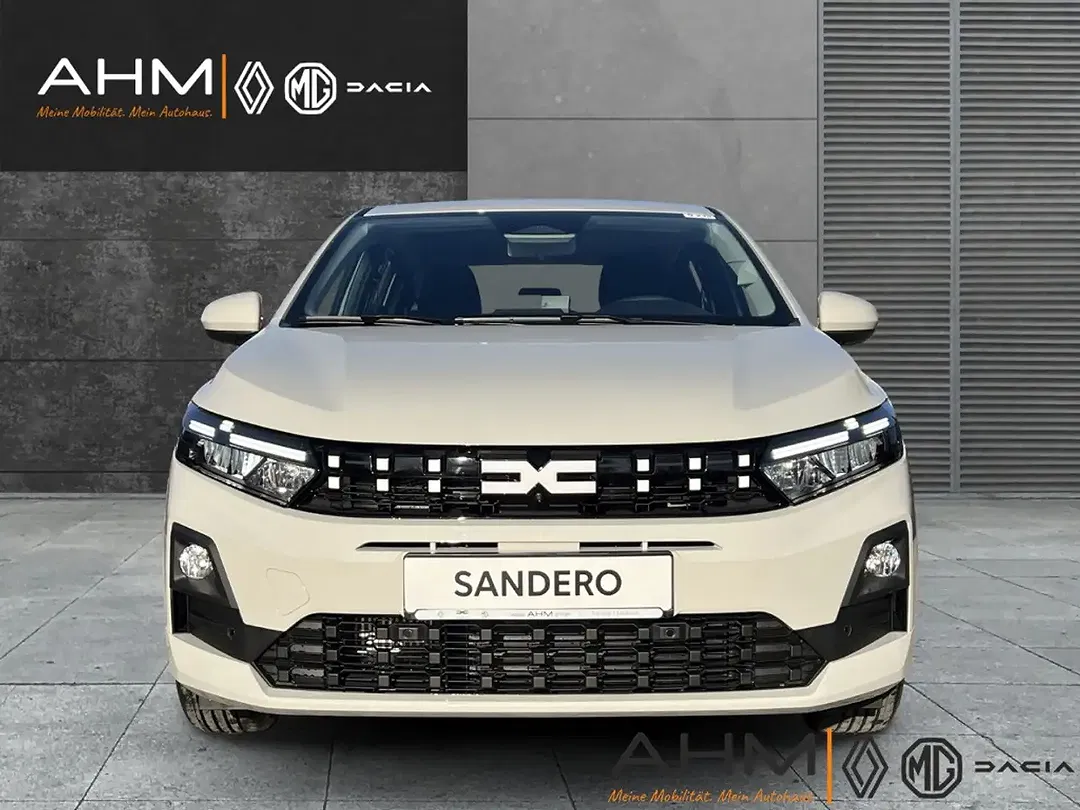 Dacia Sandero - Thumbnail 3