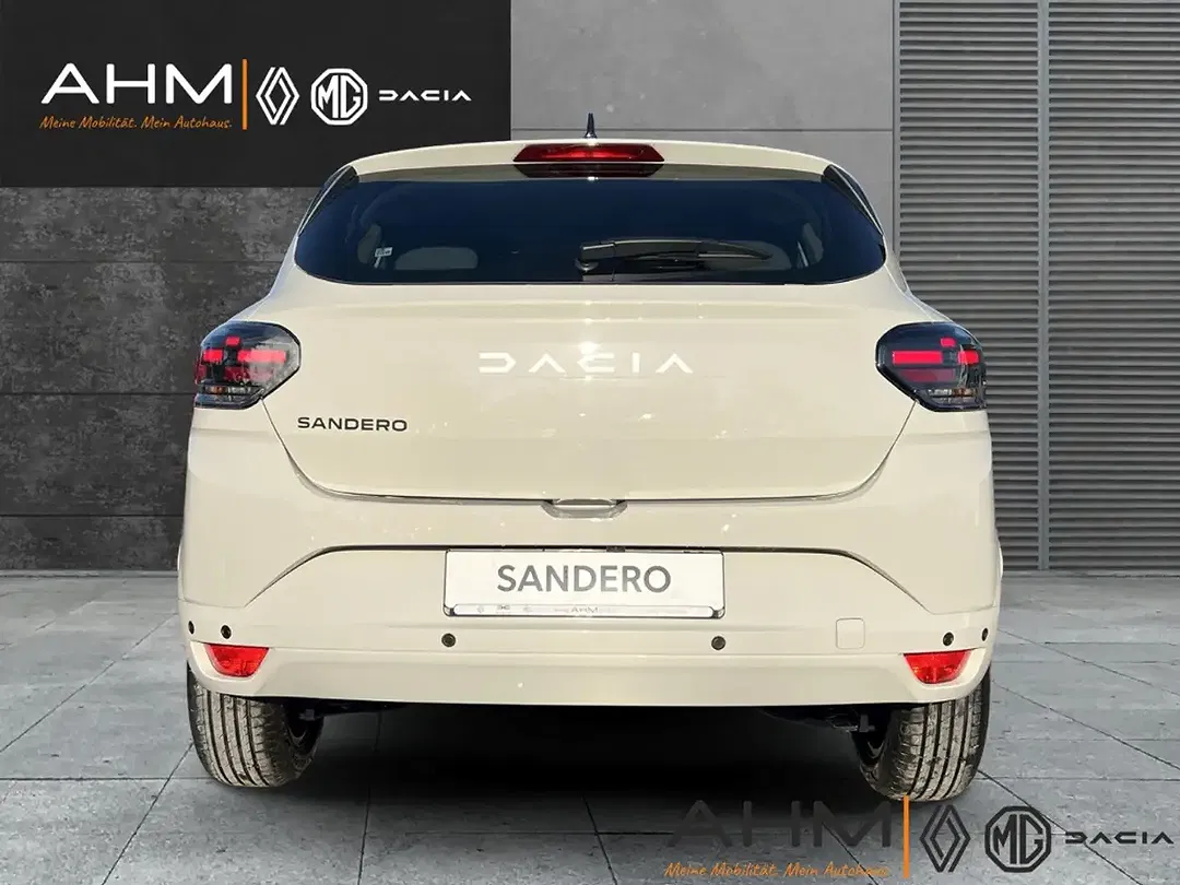 Dacia Sandero - Thumbnail 4