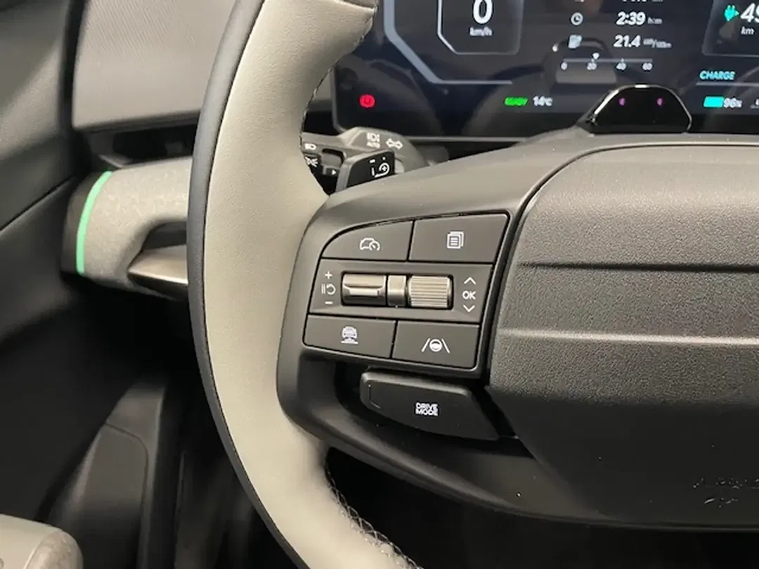 Kia EV4 - Thumbnail 11
