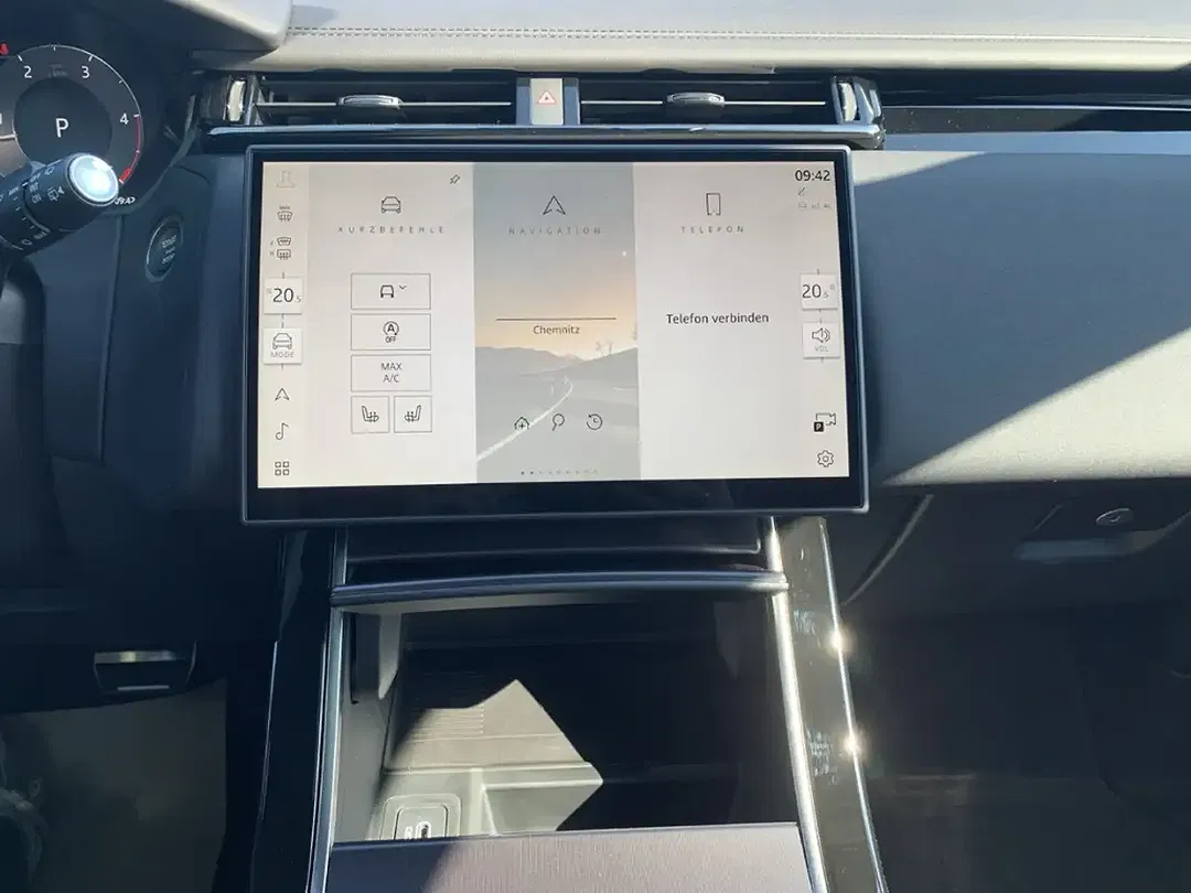 Land Rover Range Rover Velar - Thumbnail 14