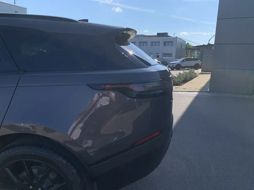 Land Rover Range Rover Velar - Thumbnail 15