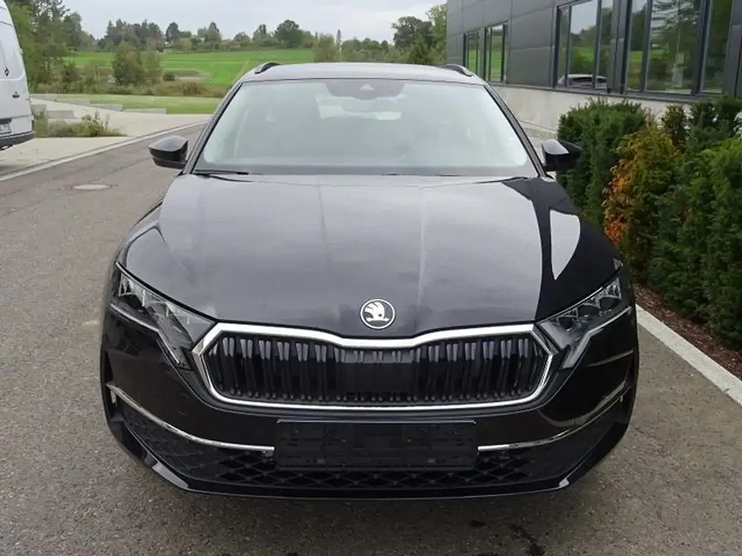 Skoda Octavia - Thumbnail 10