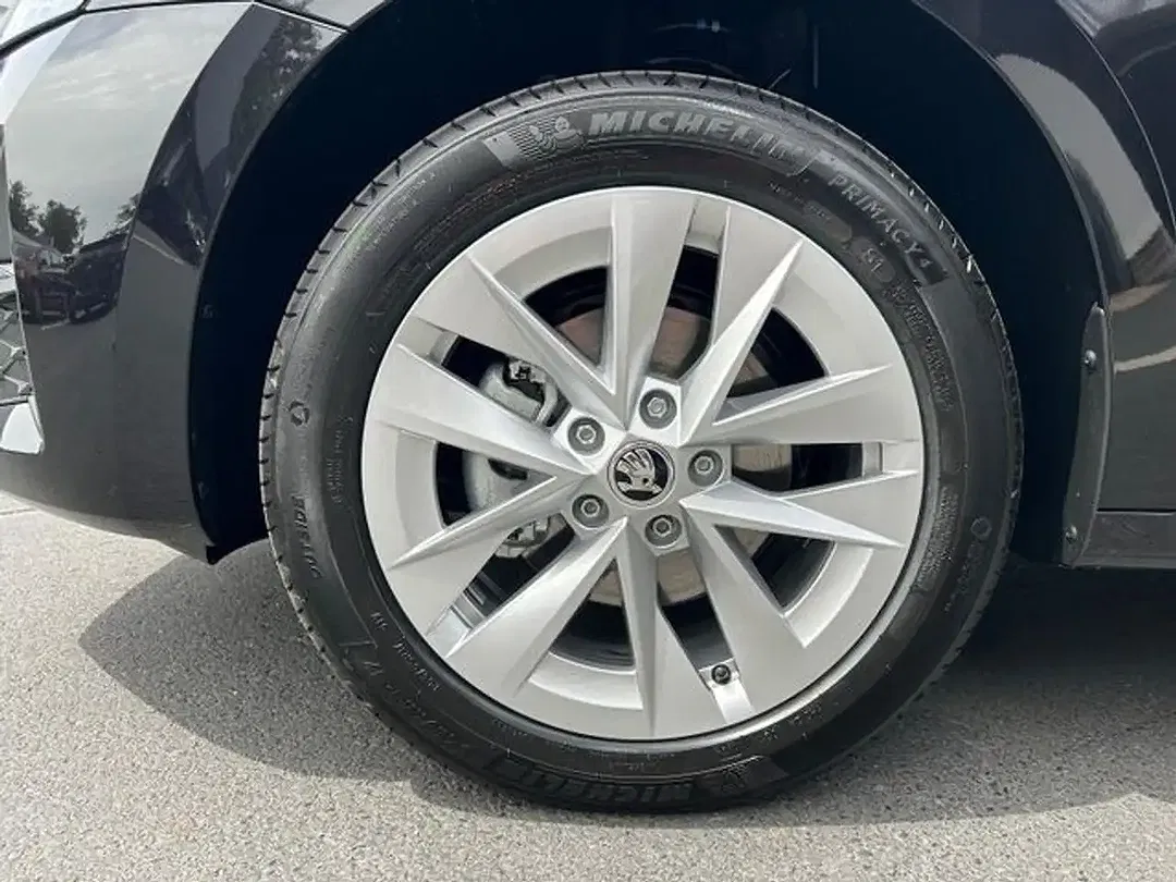 Skoda Octavia - Thumbnail 12