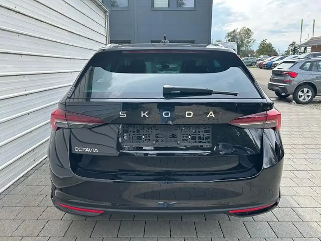 Skoda Octavia - Thumbnail 13