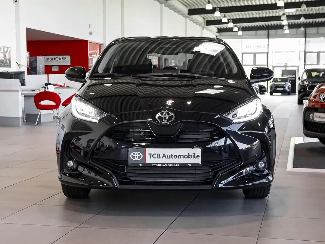 Toyota Yaris - Thumbnail 5