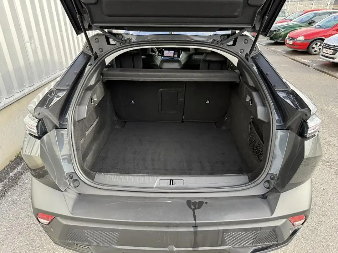 Peugeot 408 - Thumbnail 10