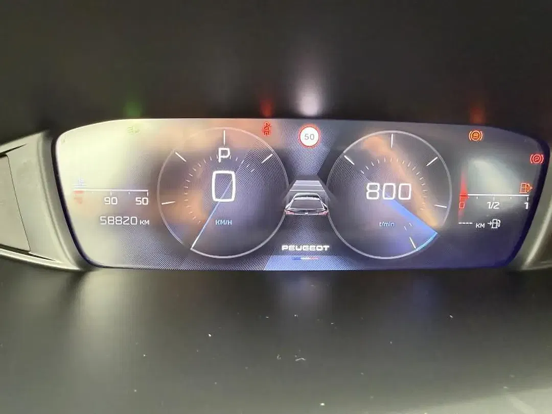 Peugeot 408 - Thumbnail 14