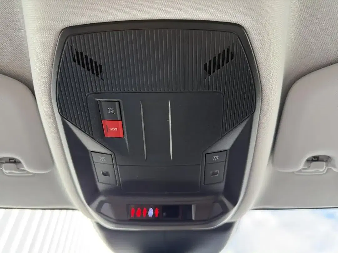 Peugeot 408 - Thumbnail 15