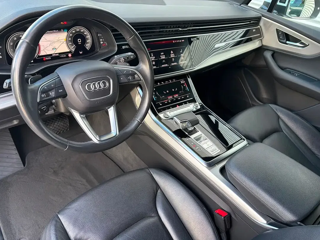 Audi Q7 - Thumbnail 12