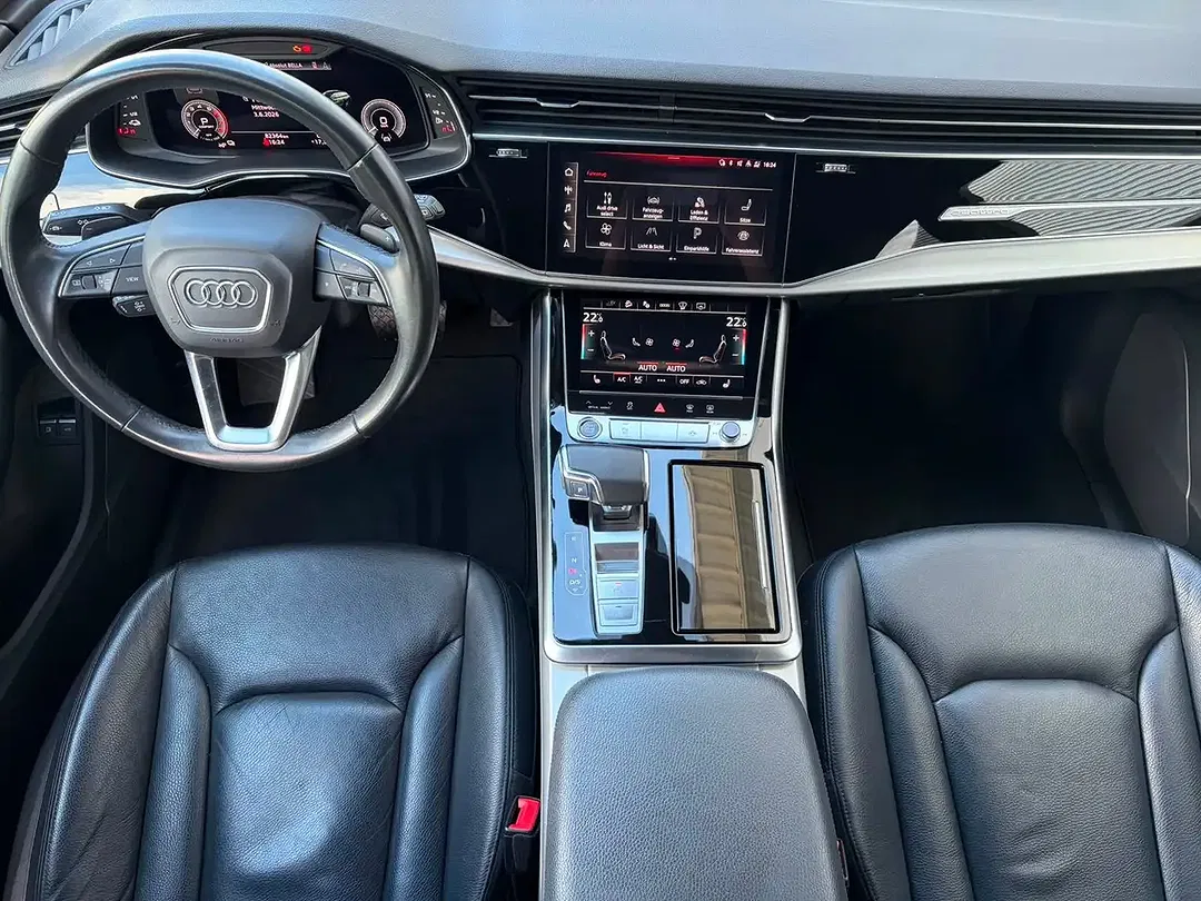 Audi Q7 - Thumbnail 13