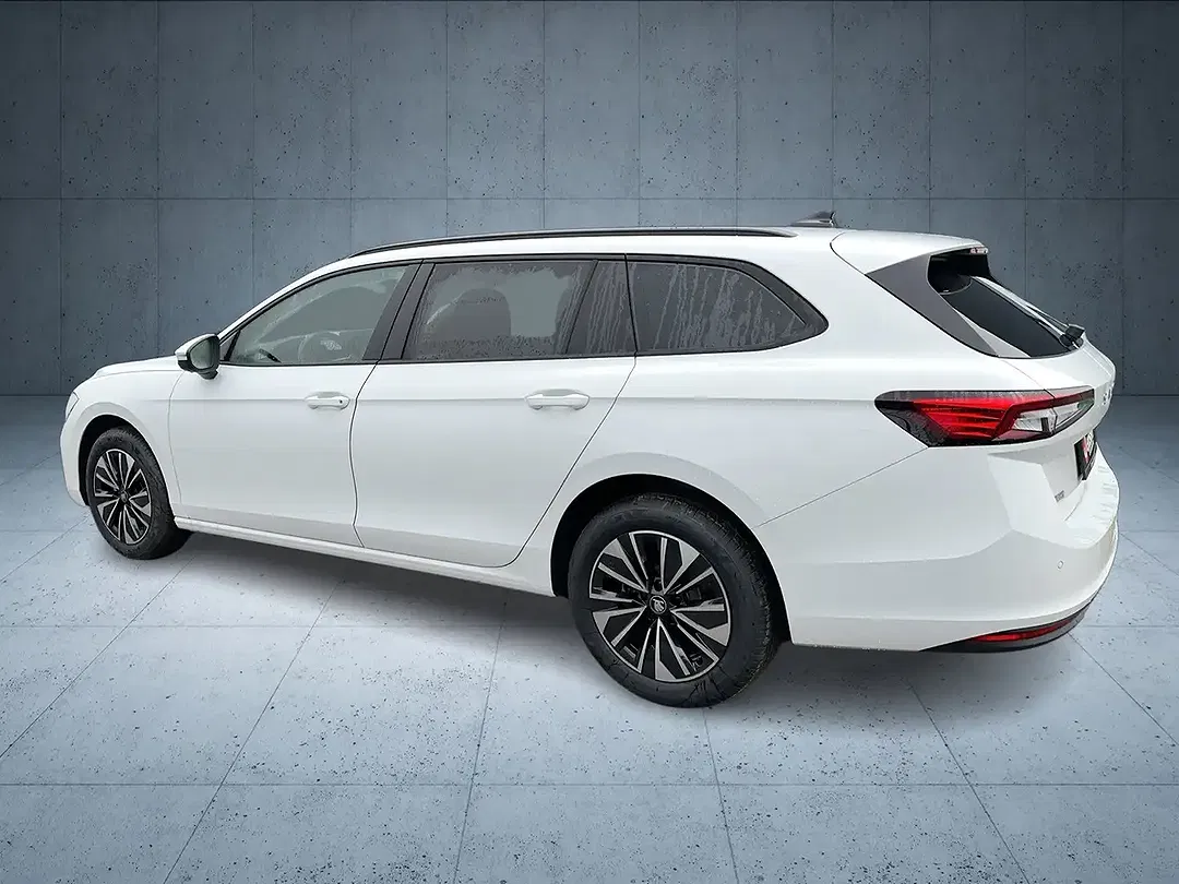 Skoda Superb - Thumbnail 2