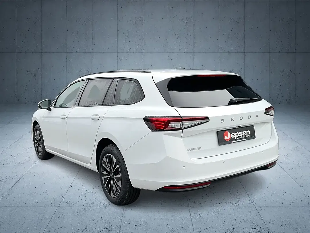 Skoda Superb - Thumbnail 3
