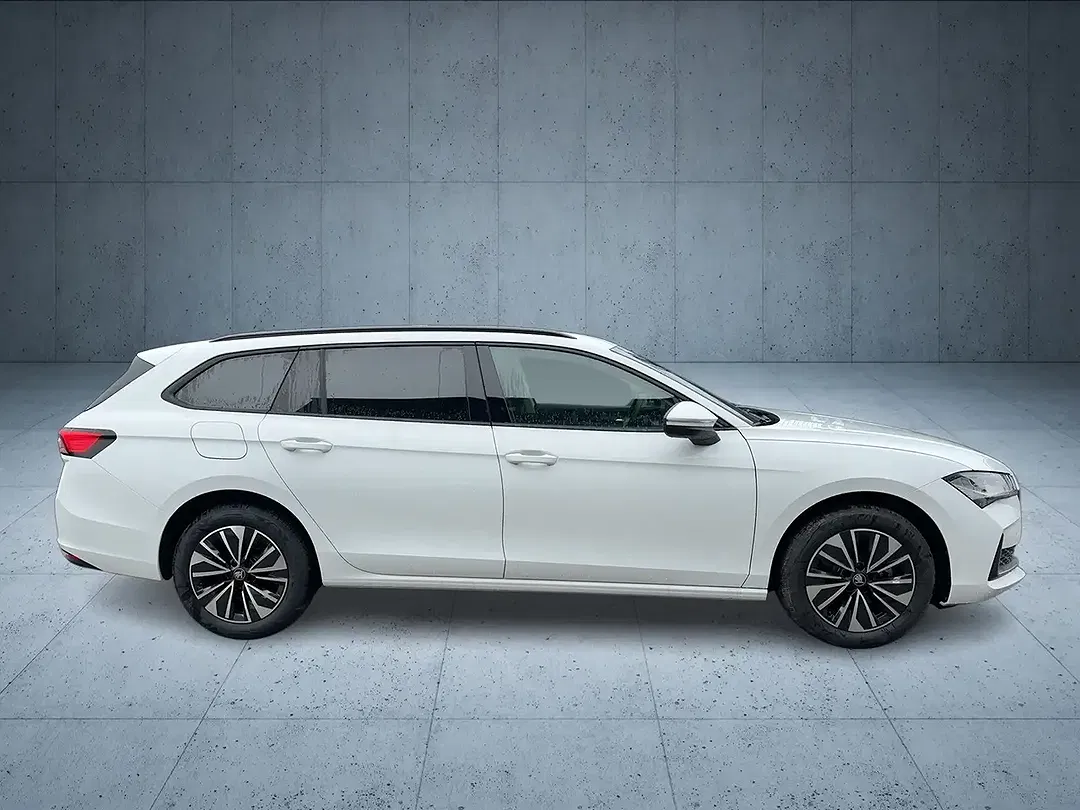 Skoda Superb - Thumbnail 6