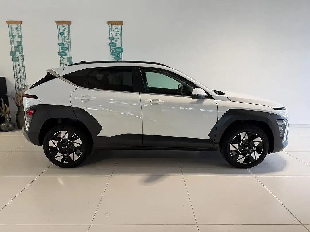Hyundai KONA - Thumbnail 3