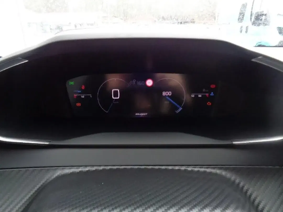Peugeot 208 - Thumbnail 14
