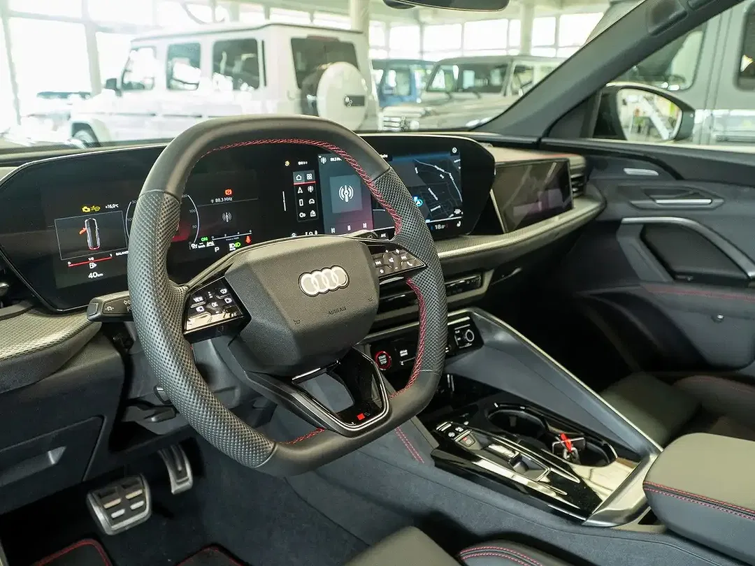 Audi Q5 - Thumbnail 10