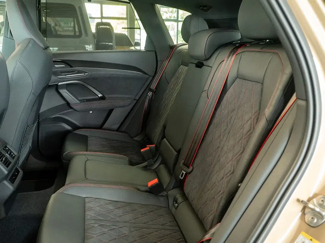 Audi Q5 - Thumbnail 12