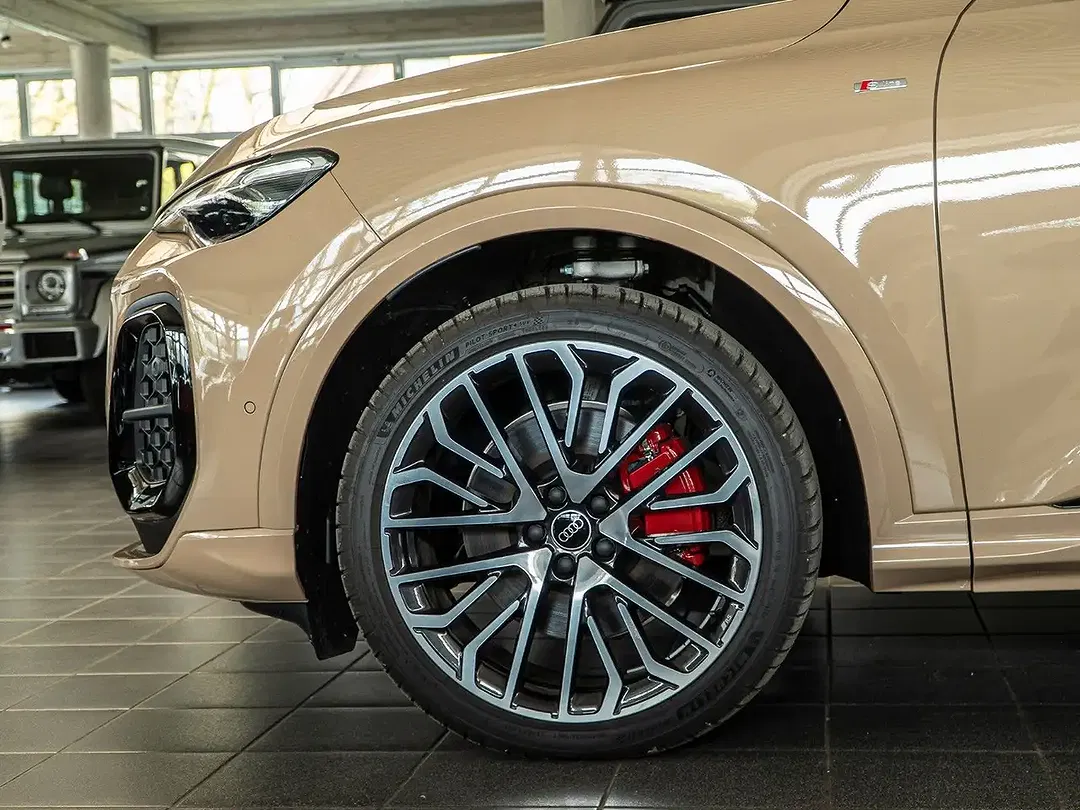 Audi Q5 - Thumbnail 5