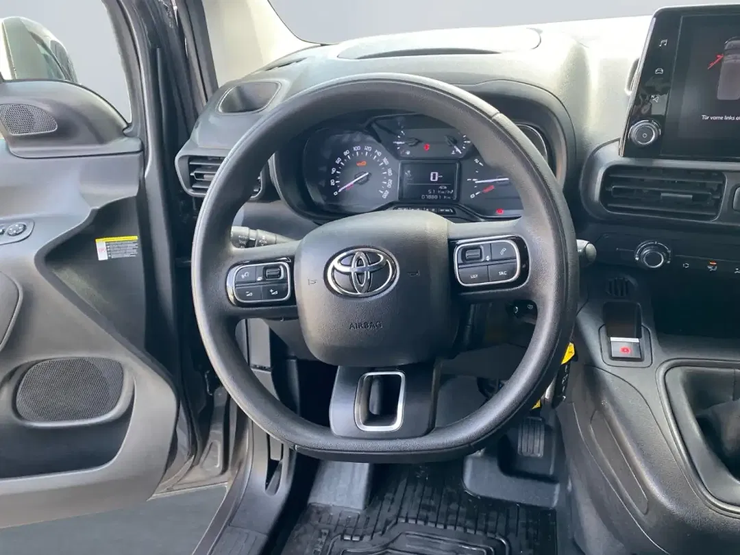 Toyota Proace City - Thumbnail 11