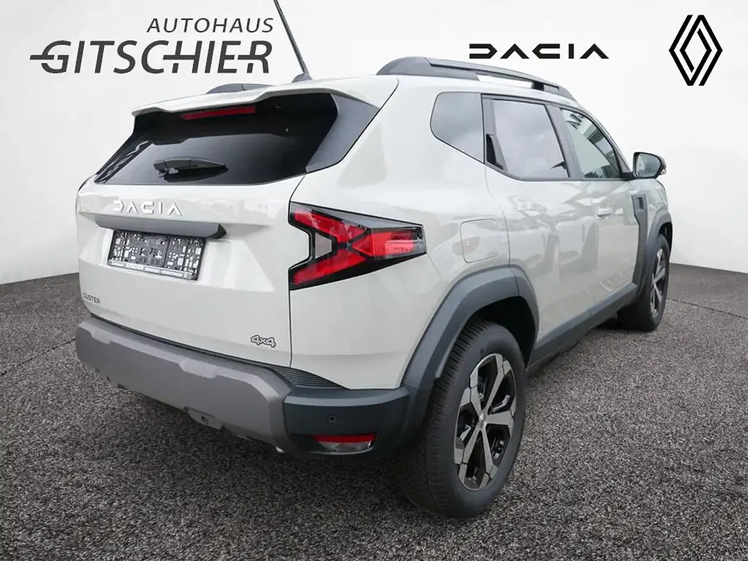Dacia Duster - Thumbnail 3