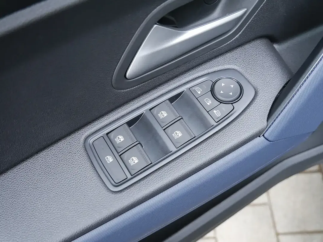 Dacia Duster - Thumbnail 8