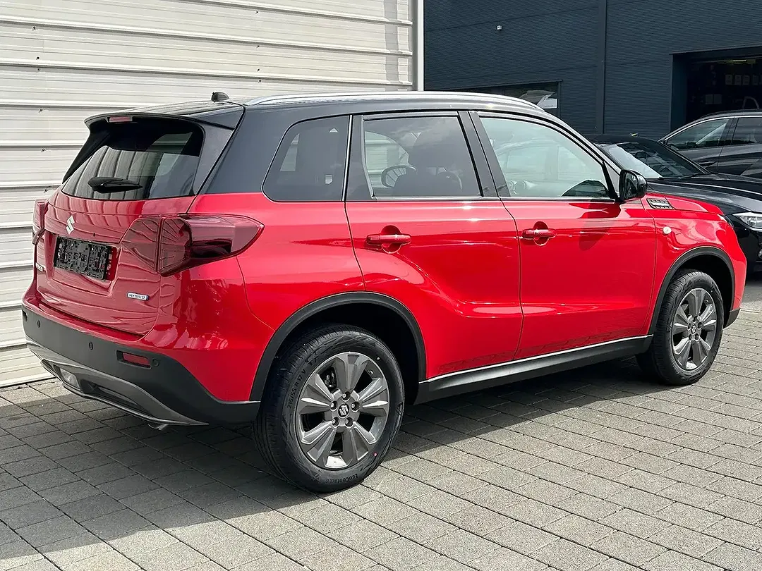 Suzuki Vitara - Thumbnail 4