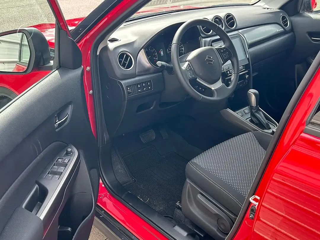 Suzuki Vitara - Thumbnail 6