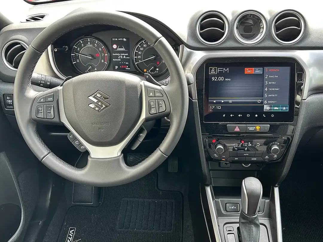 Suzuki Vitara - Thumbnail 8