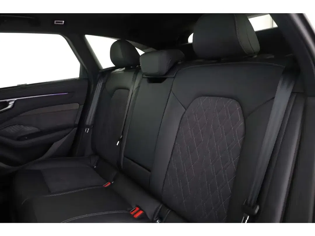 Audi A6 - Thumbnail 10