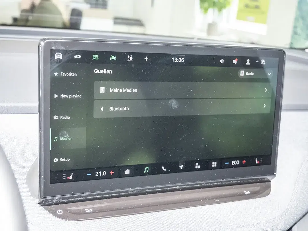 Skoda Enyaq - Thumbnail 10