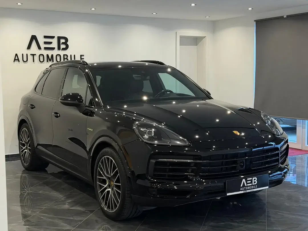 Porsche Cayenne - Thumbnail 5