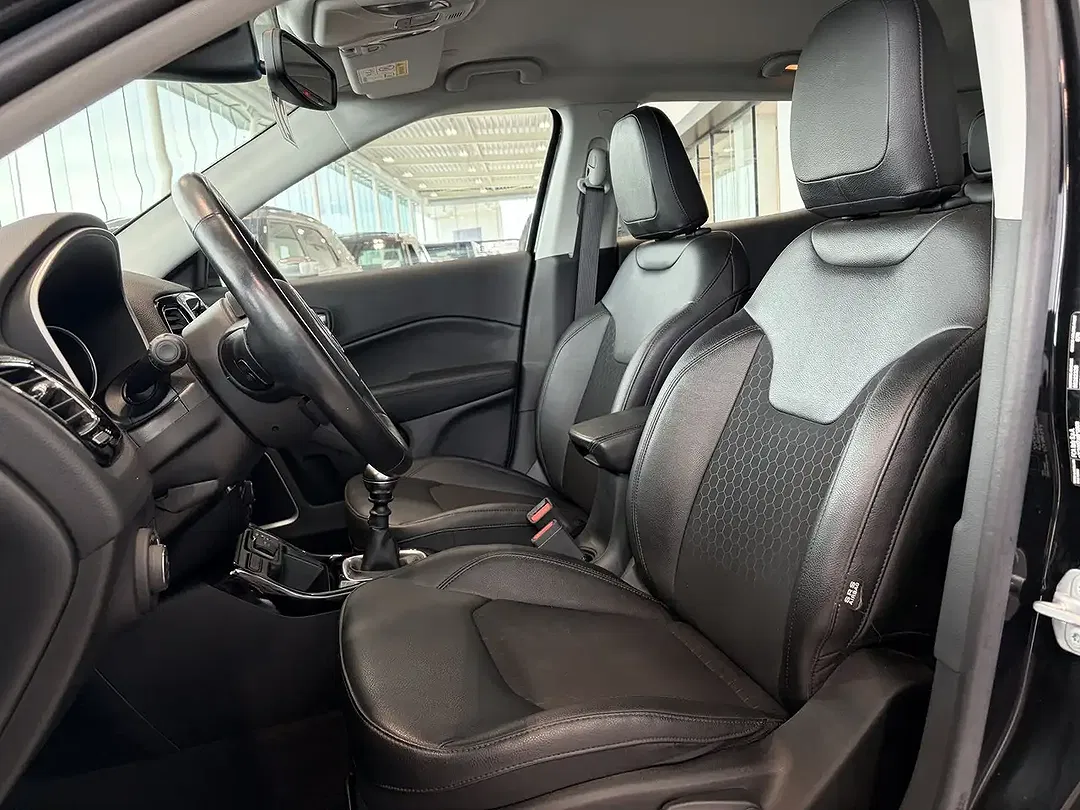Jeep Compass - Thumbnail 13
