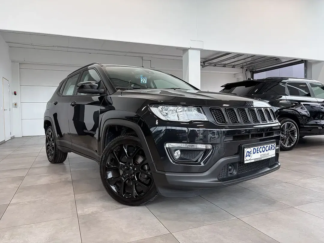 Jeep Compass - Thumbnail 4