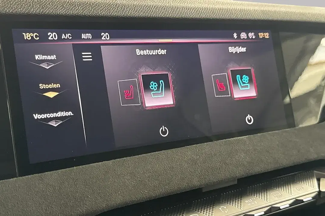 DS Automobiles DS 4 - Thumbnail 35