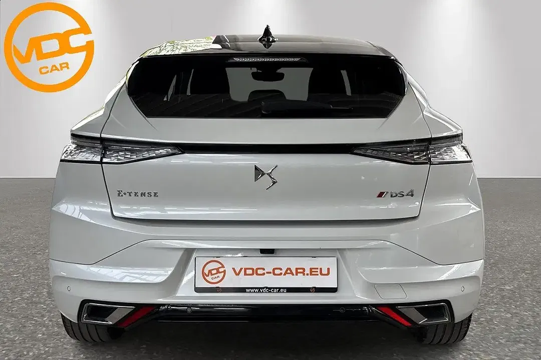 DS Automobiles DS 4 - Thumbnail 6