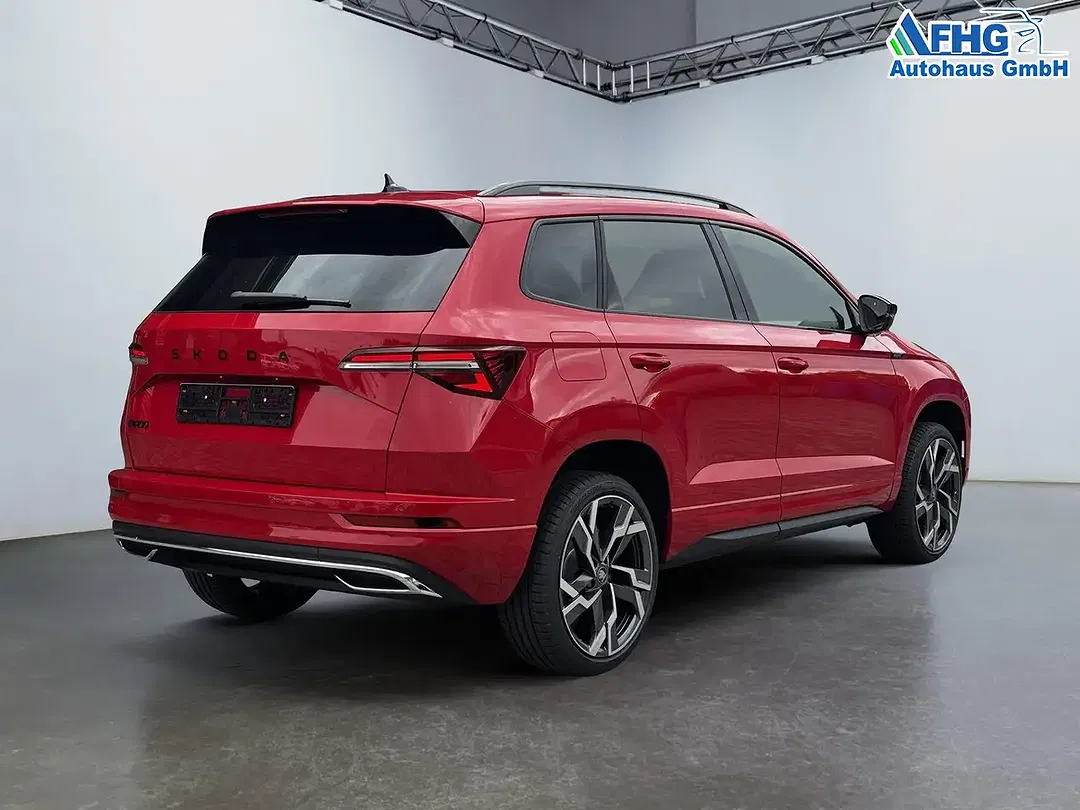 Skoda Karoq - Thumbnail 4