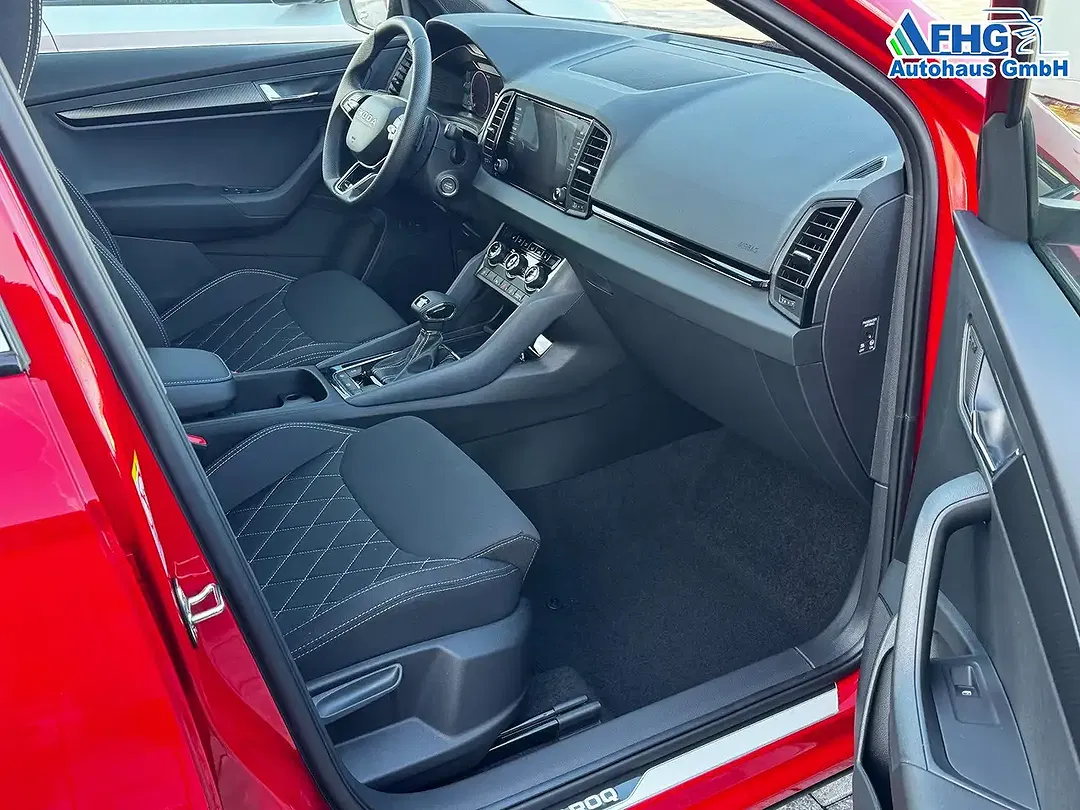 Skoda Karoq - Thumbnail 9