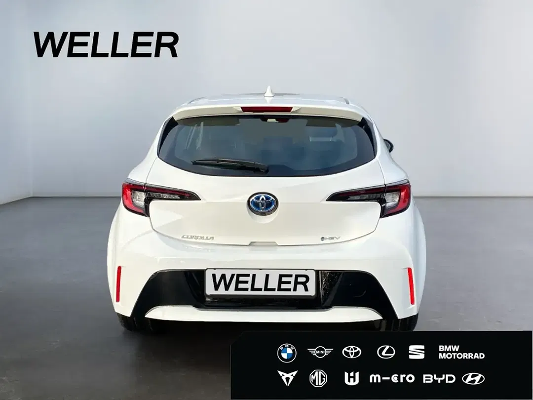 Toyota Corolla - Thumbnail 5