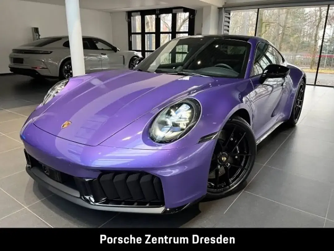 Porsche 992 - Thumbnail 1