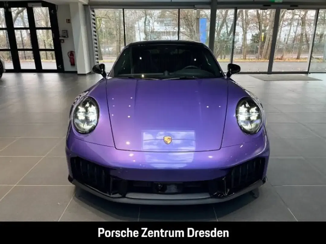 Porsche 992 - Thumbnail 9