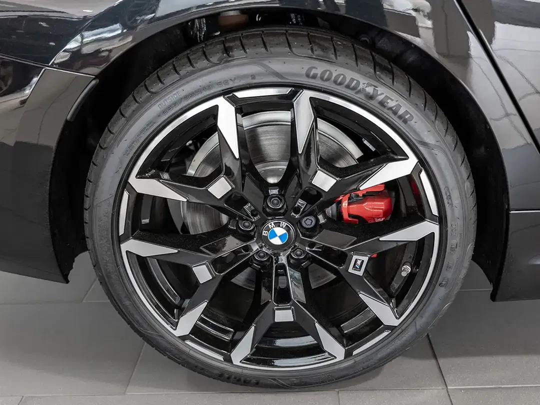 BMW 320 - Thumbnail 10