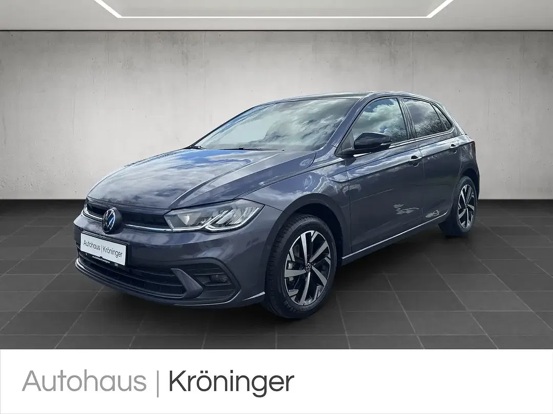 Volkswagen Polo - Thumbnail 1