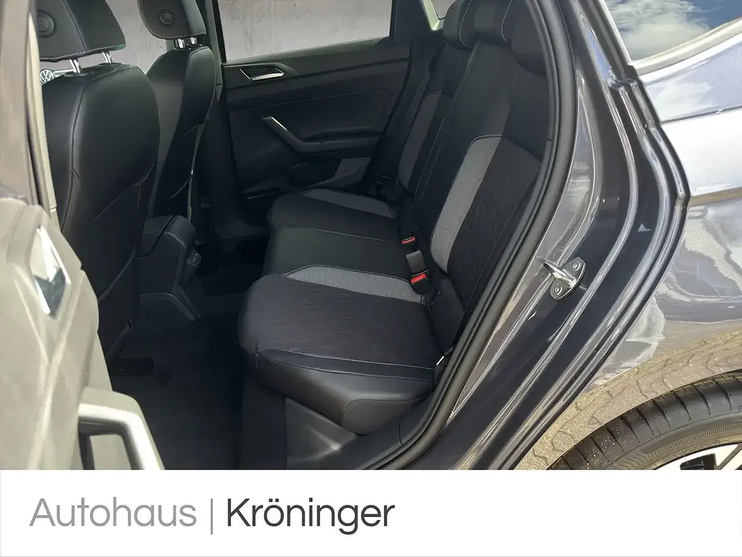 Volkswagen Polo - Thumbnail 10