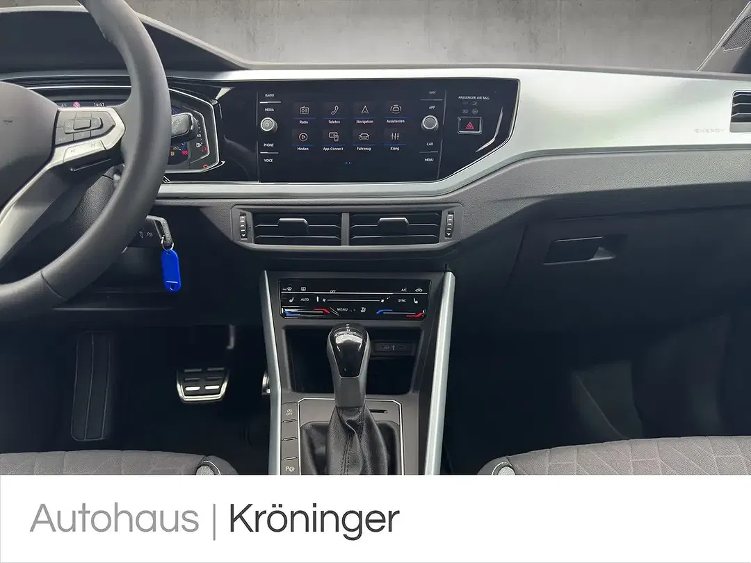 Volkswagen Polo - Thumbnail 14