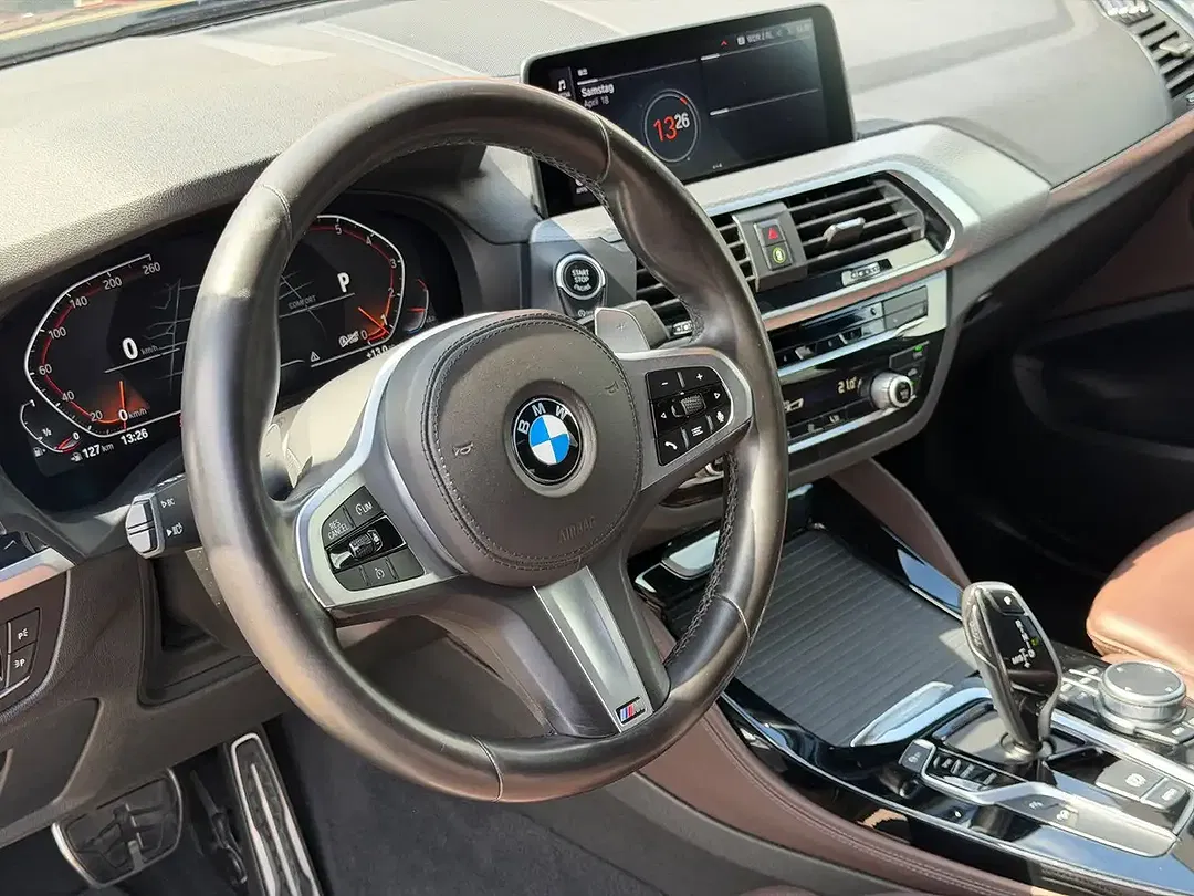 BMW X4 - Thumbnail 11