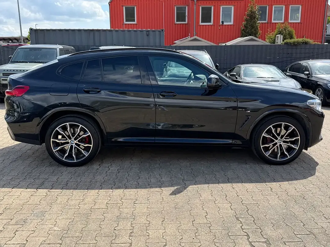 BMW X4 - Thumbnail 5