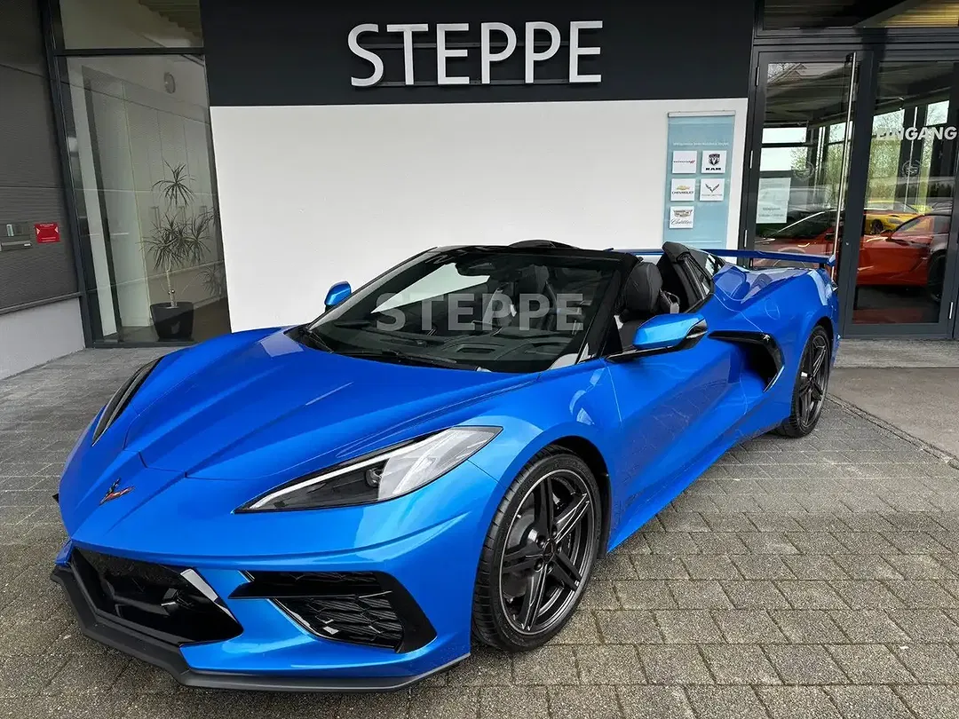 Corvette C8 - Thumbnail 1