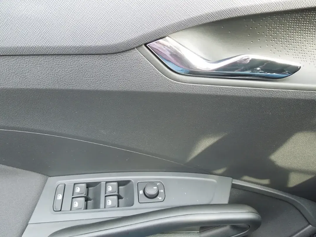 Skoda Fabia - Thumbnail 8